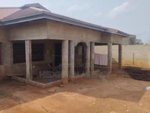 4bdrm House in Oyarifa for sale