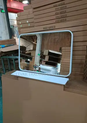 Wall Oval Mirror With Down Shalves