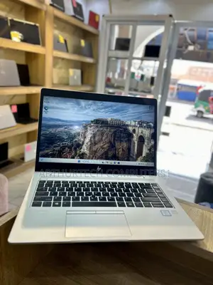 Laptop HP EliteBook 840 G5 8GB Intel Core I5 SSD 256GB