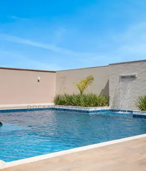 Affordable Backyard Swimming Pool