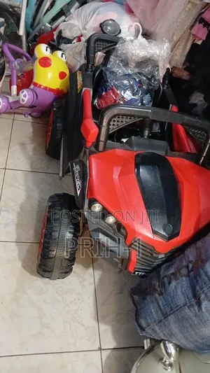 Kids Four Wheeled Drive Car