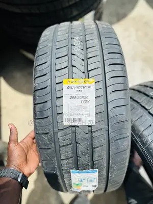 Original Brand Dunlop 285/50r20 Tyres Available for All Cars