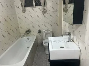 4bdrm House in Bronko Housing, Tema Metropolitan for rent