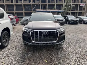 Audi Q7 2022 Brown