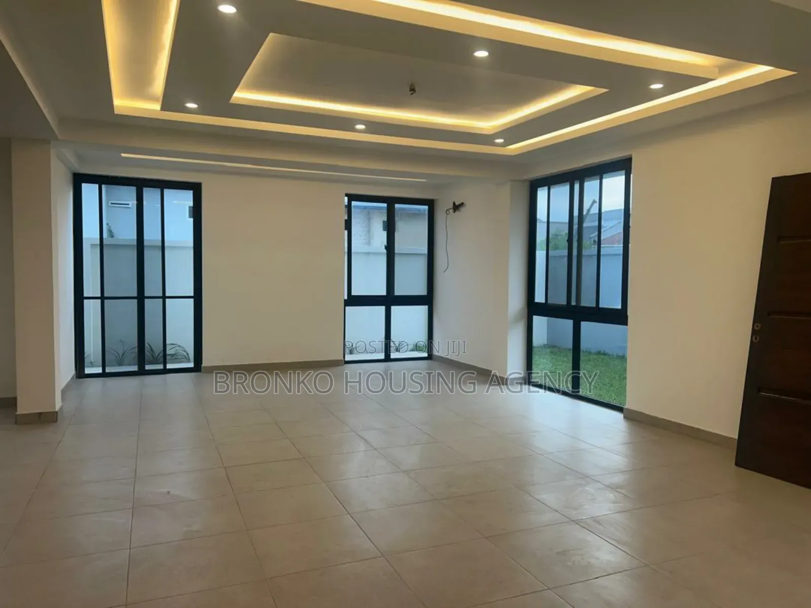 3bdrm House in Bronko Housing, Manet Junction for rent