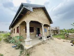 3bdrm House in Kasoa for sale