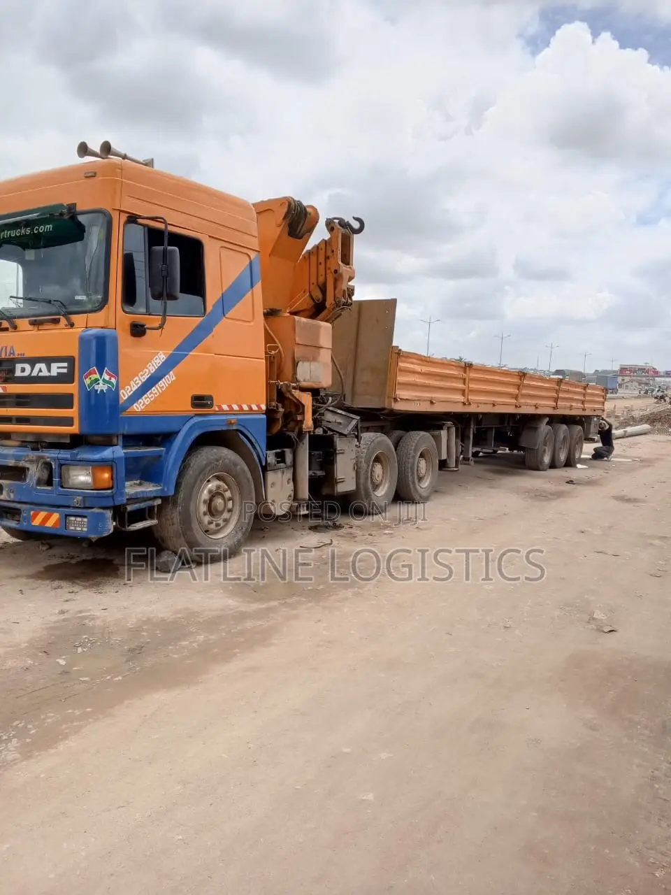 Self Loader Truck (Crane Loader)