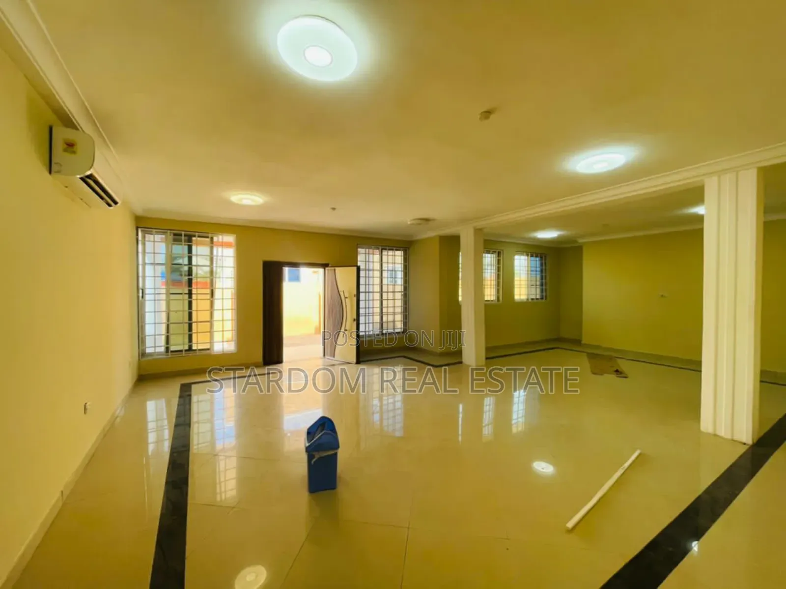 5bdrm Duplex in Trasacco, East Legon for rent