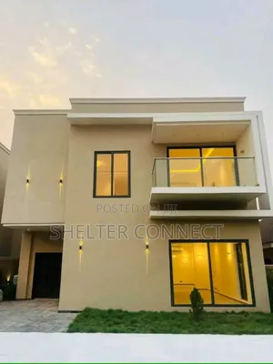 4bdrm Duplex in East Legon,  West for sale