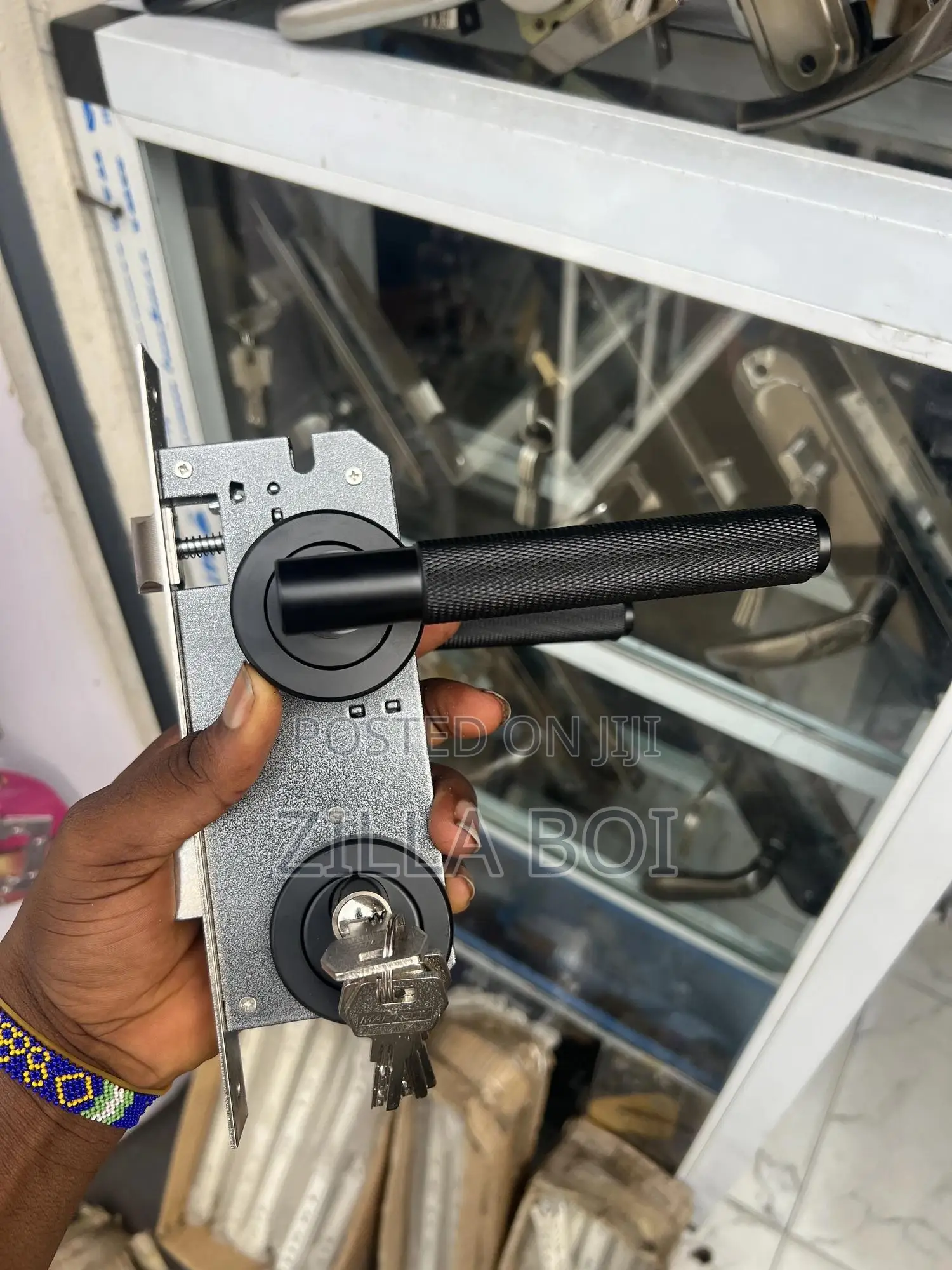 Seperate Black Lock
