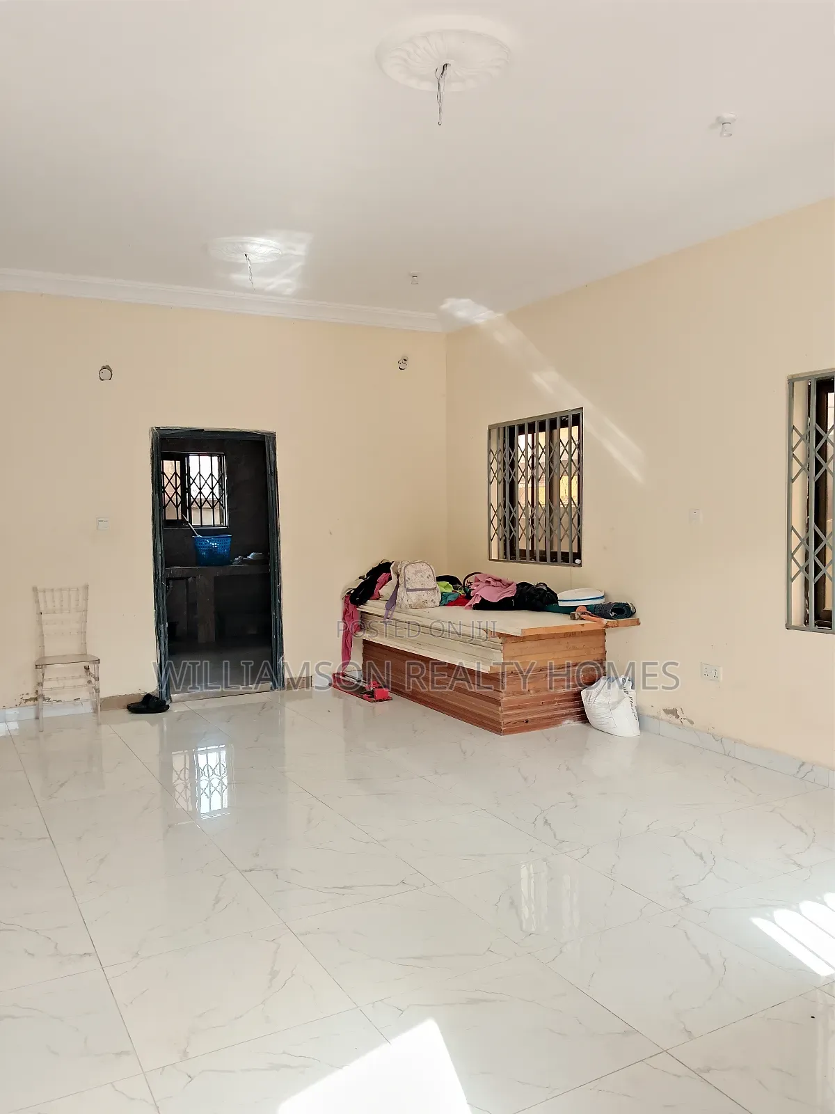 2bdrm Apartment in Community 18 Area, Spintex for rent