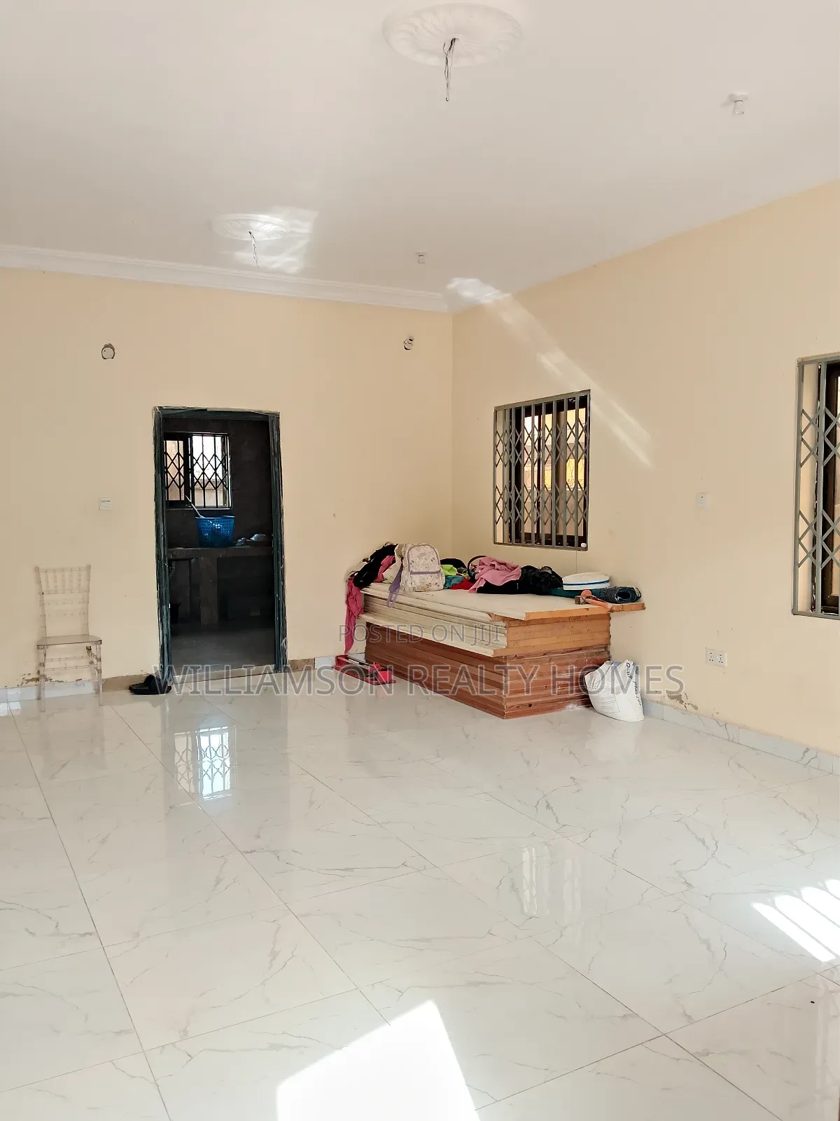 2bdrm Apartment in Community 18 Area, Spintex for rent