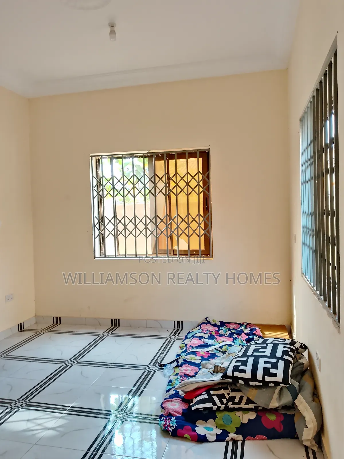 2bdrm Apartment in Community 18 Area, Spintex for rent