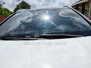 Premium Side Glass Tint – Style, Privacy