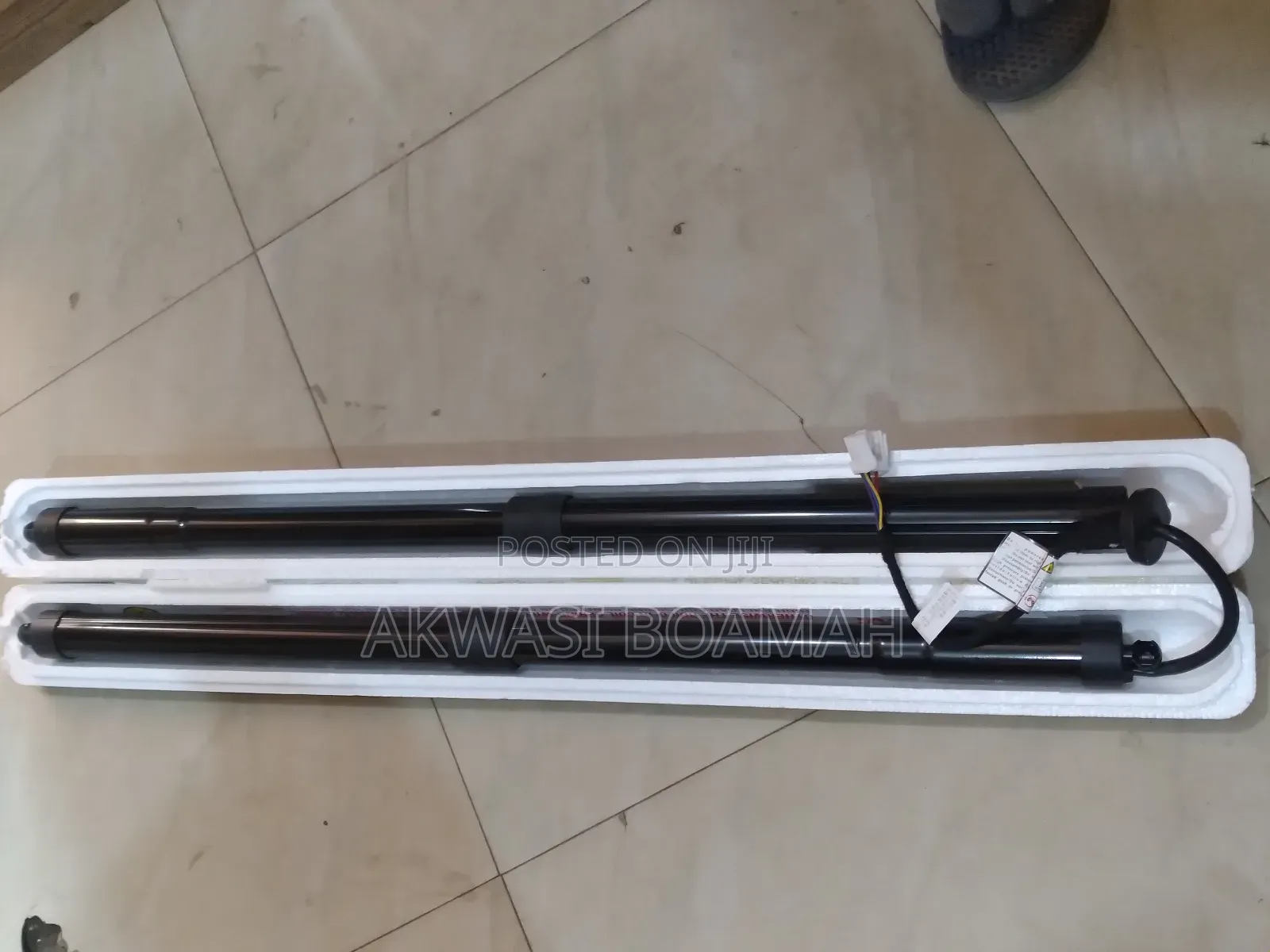 Honda Cr-v 2017/23 Electronic Boot Shock Absorber Pair