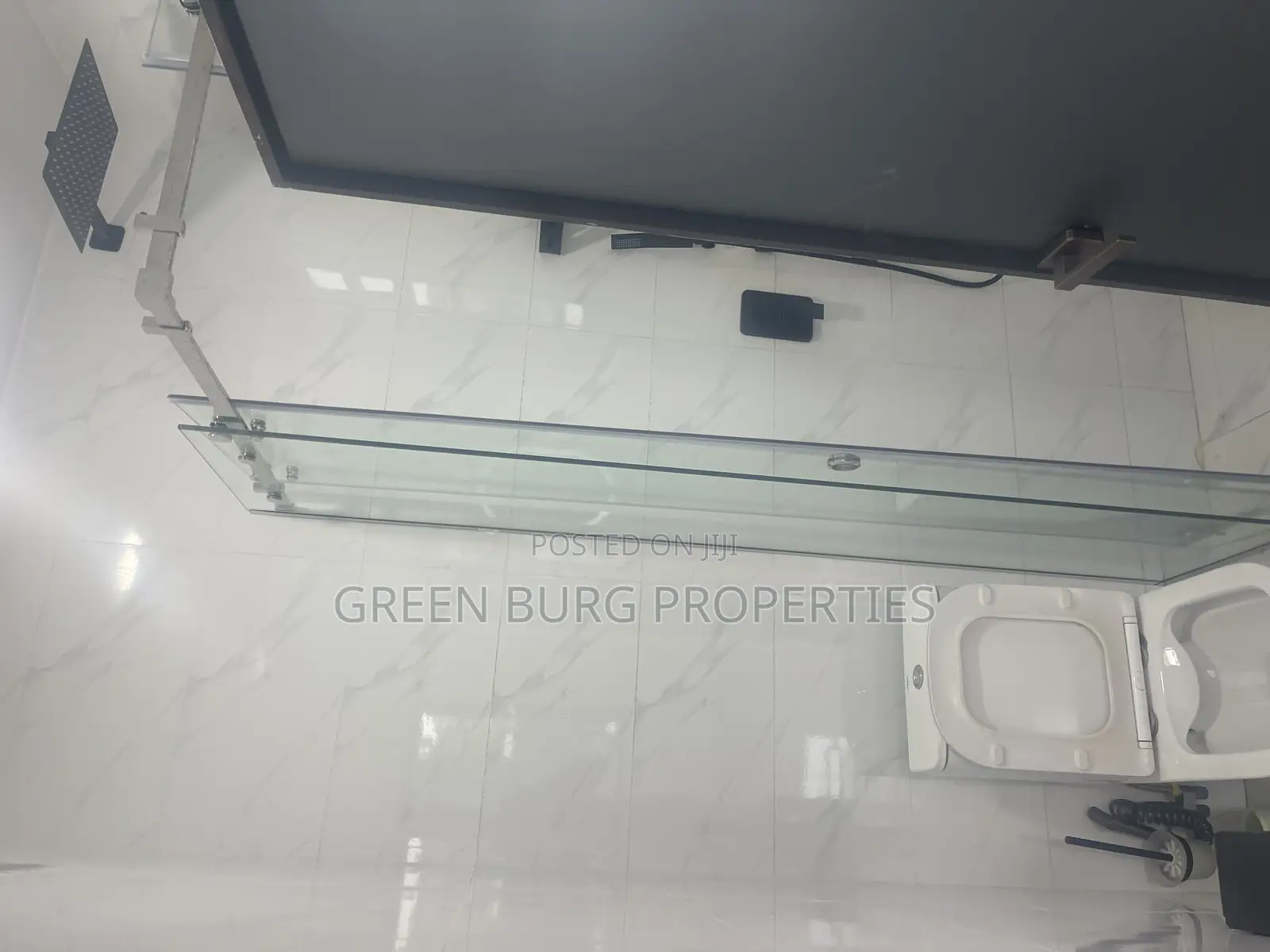 4bdrm House in Green, East Legon for sale