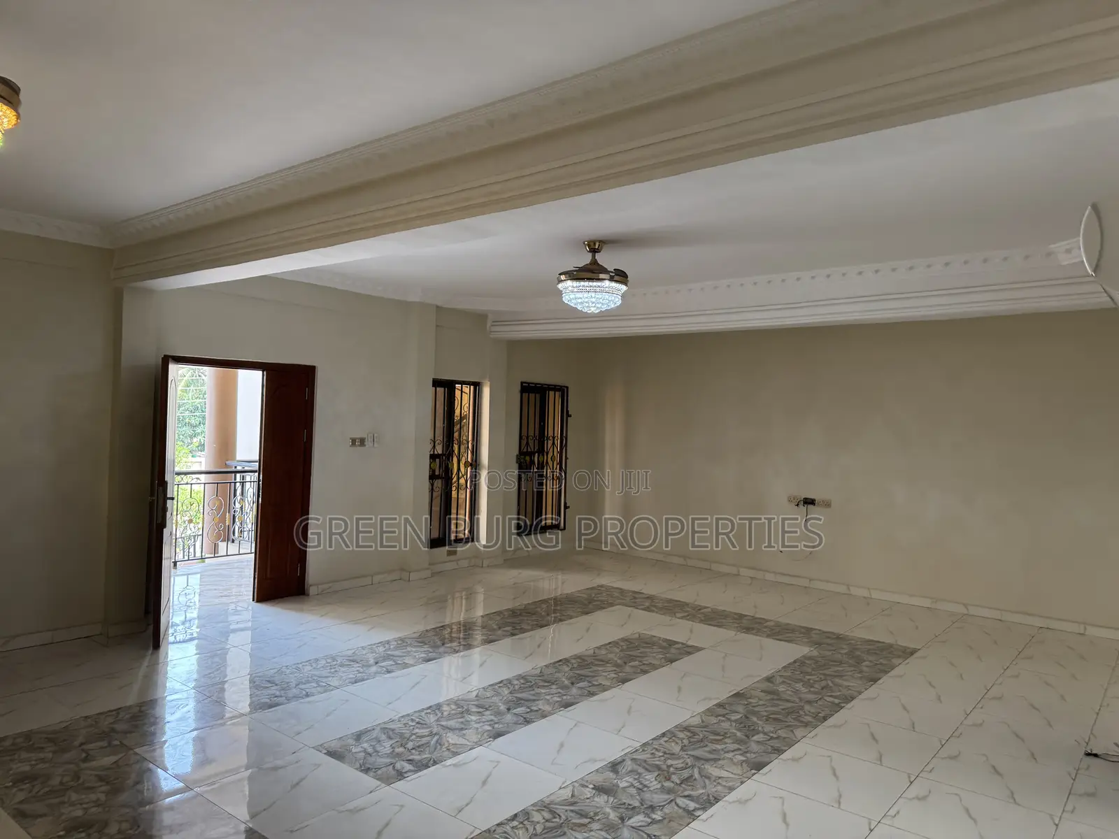 3bdrm Apartment in Green, East Legon for rent