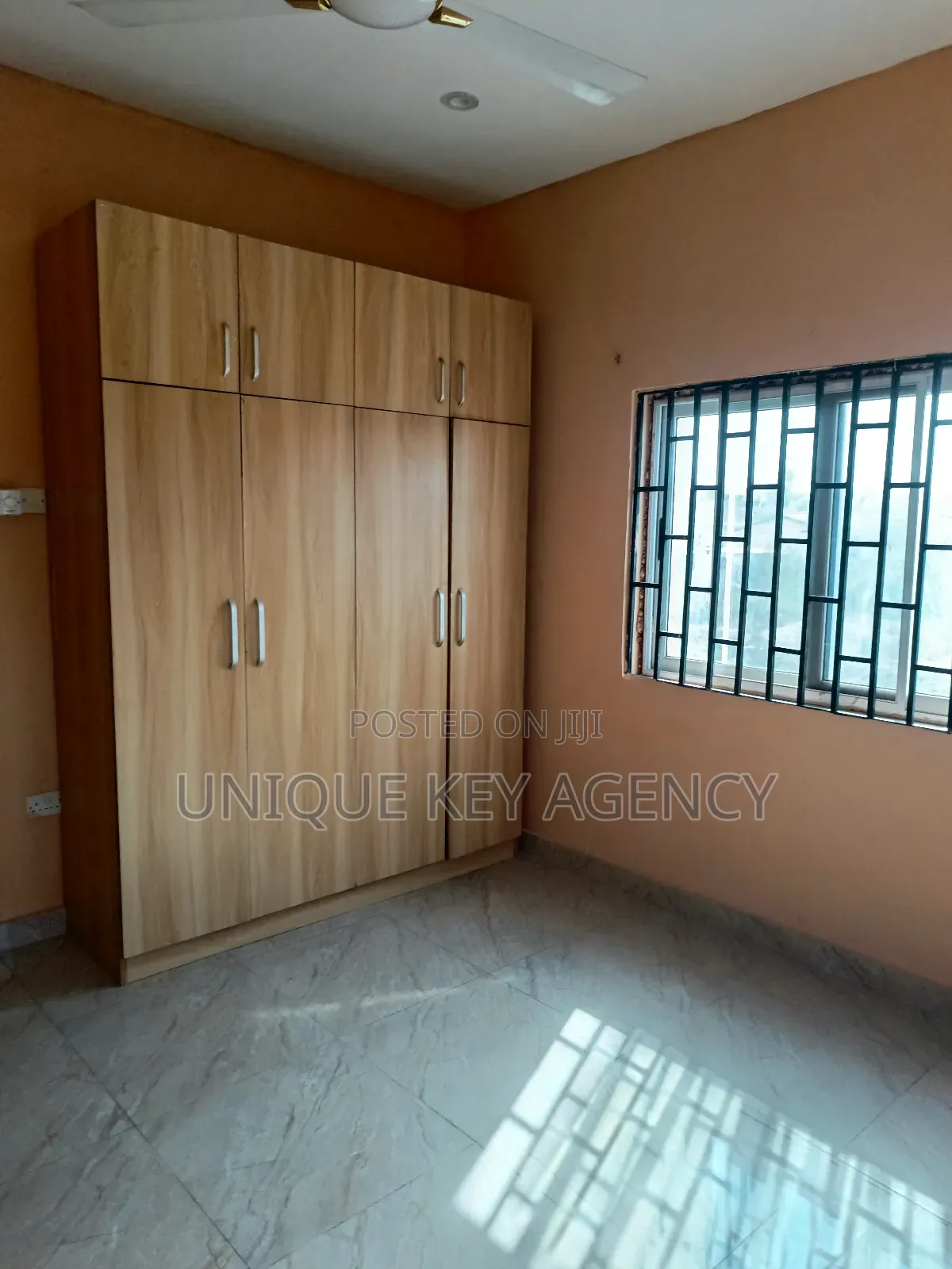 2bdrm Apartment in Unique Key Agency, Baatsona Total for rent