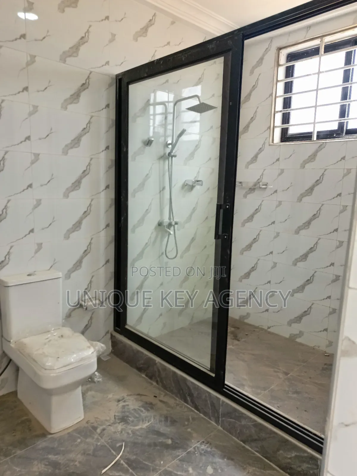 4bdrm Duplex in Unique Key Agency, Spintex for sale