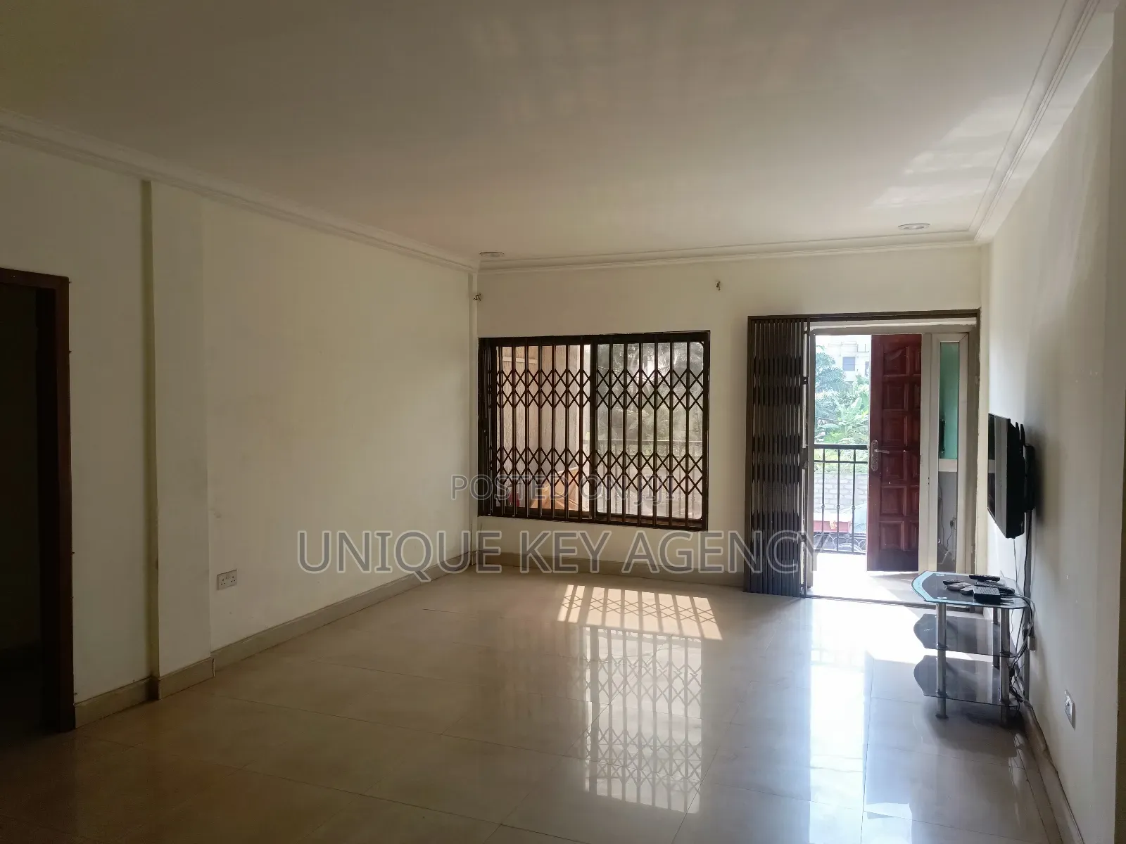 2bdrm Apartment in Unique Key Agency, Dzorwulu for rent