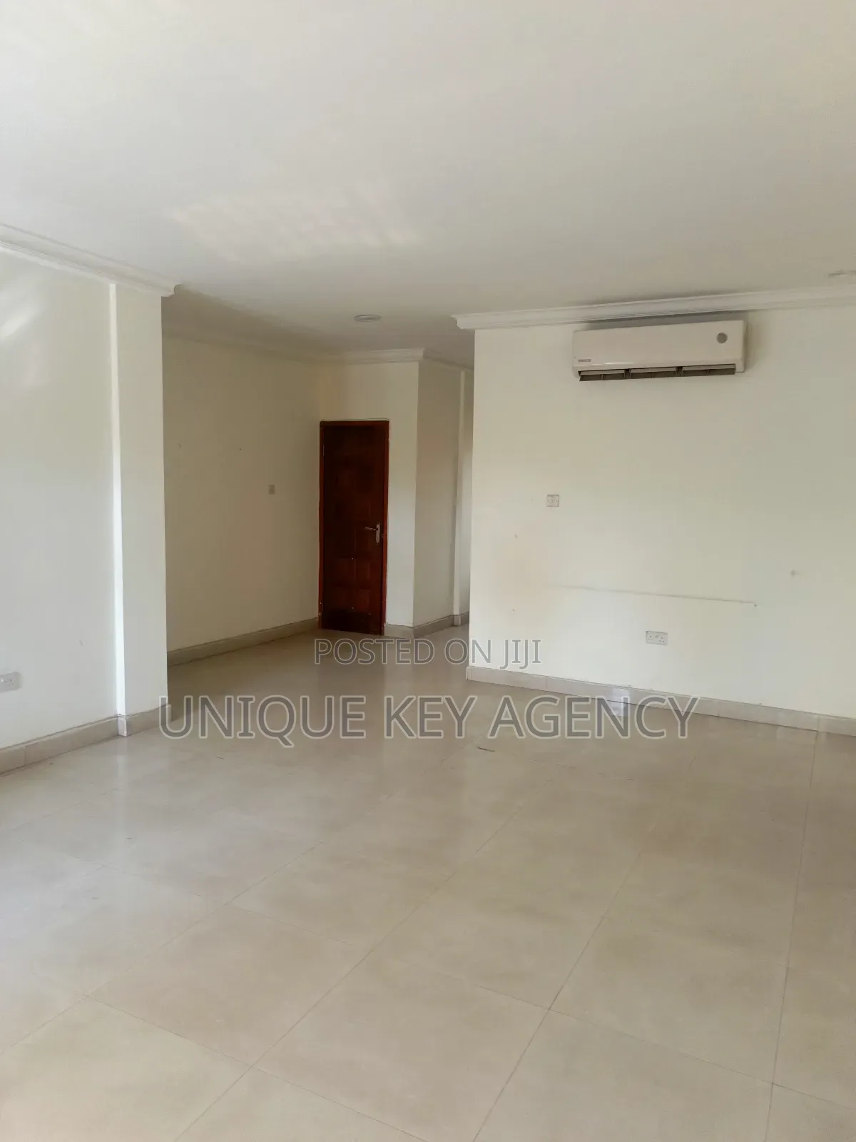 2bdrm Apartment in Unique Key Agency, Dzorwulu for rent