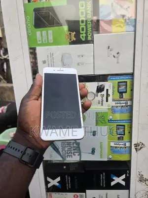 New Apple iPhone 8 Plus 64 GB Gold
