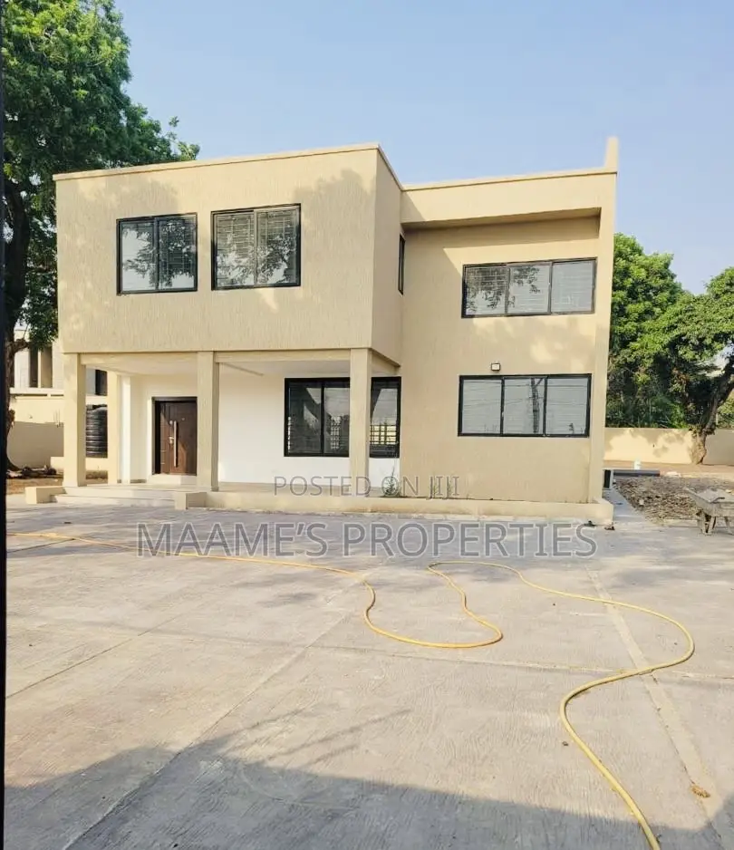 4 Bedrooms With 2 Bedrooms Bq, Cantonments, $6500/Month