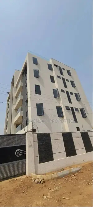 10bdrm Apartment in Skm Properties, East Legon for sale