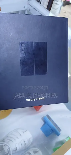 New Samsung Galaxy Z Fold 5 256 GB Black