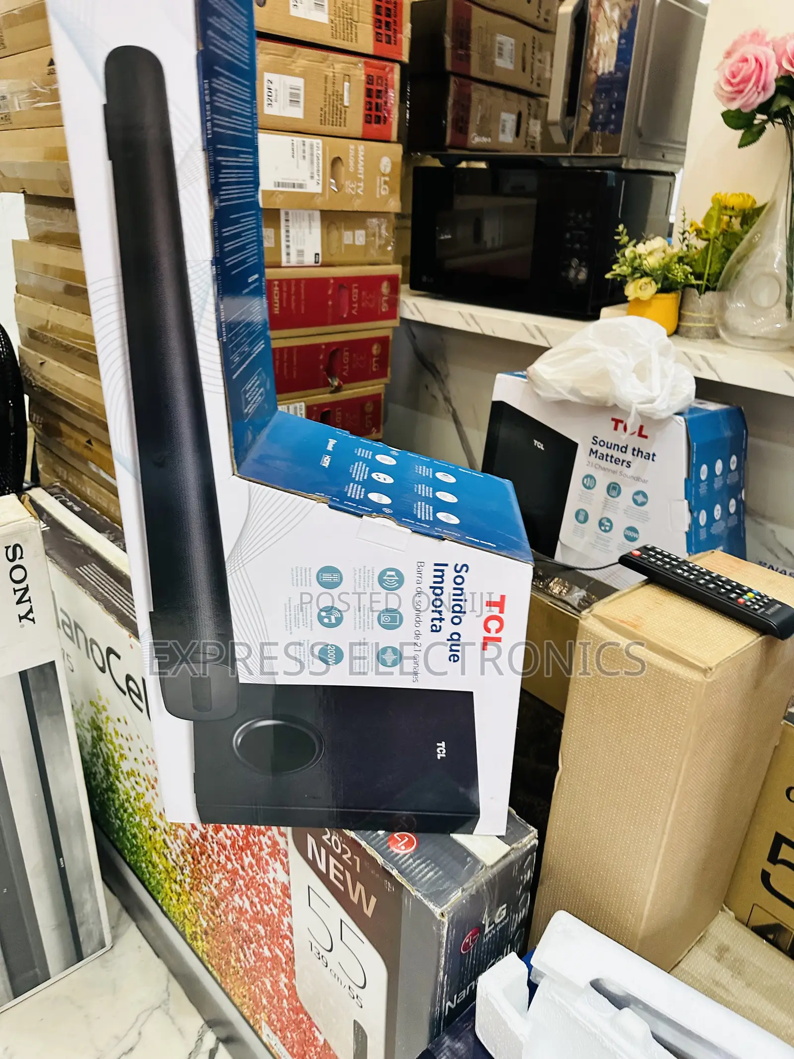 Mesmeric Newly Black TCL S522w Soundbar With Woofer