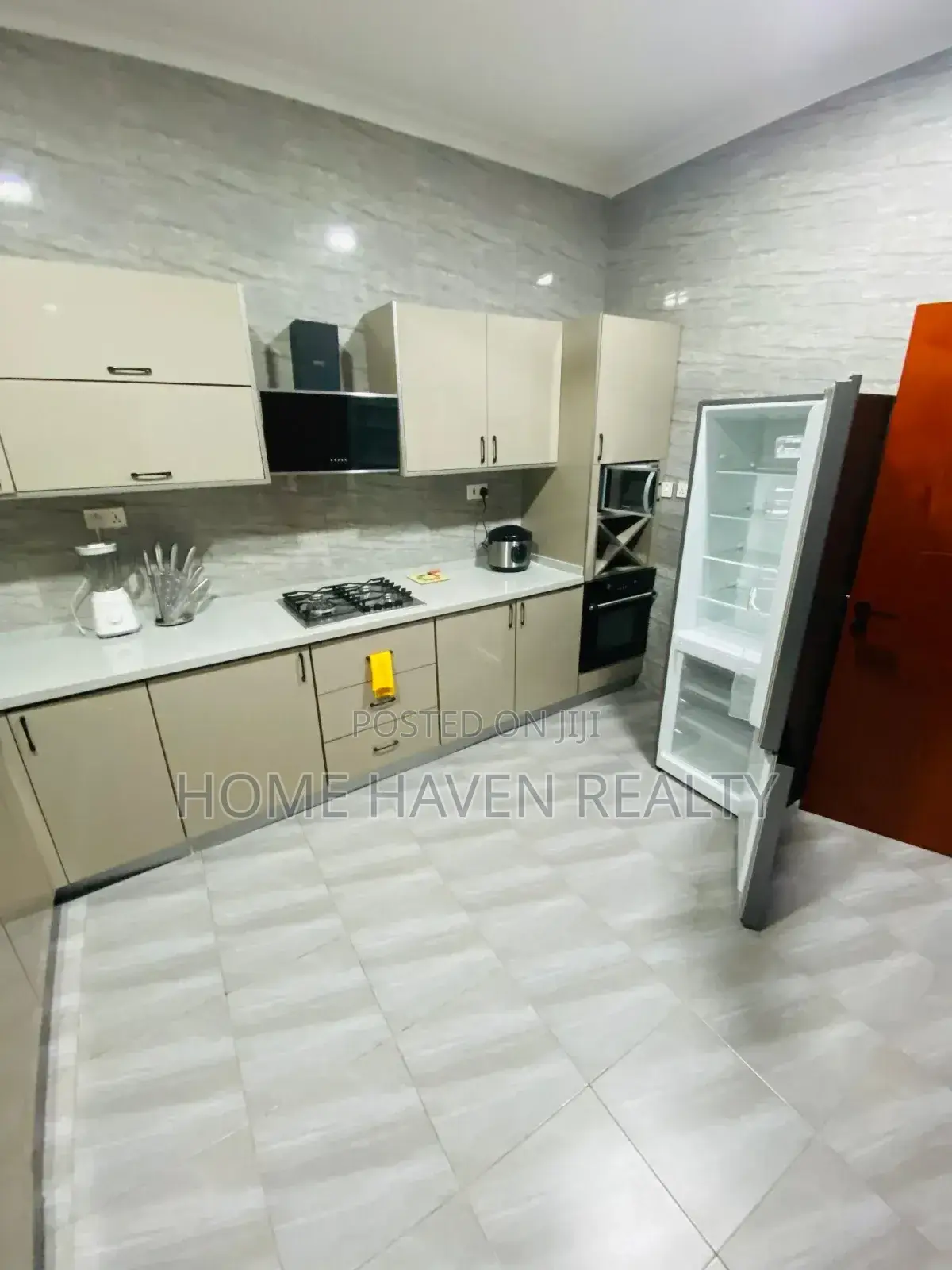 Furnished 4bdrm House in Westland for rent