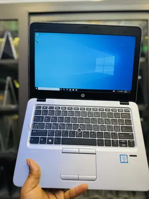 Laptop HP EliteBook 820 G4 8GB Intel Core i7 SSD 256GB