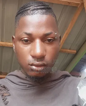 Ali Boubacar Eyebrow Piercing