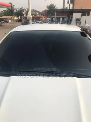 Tinted Your Windscreen to Avoid Sun and Light Reflection