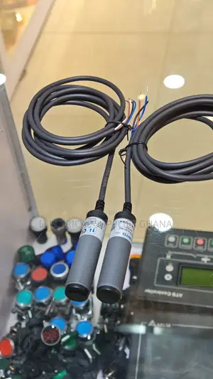 Cylindrical Photoelectric Sensor