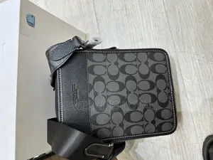 Coach Side Bag / Black Color