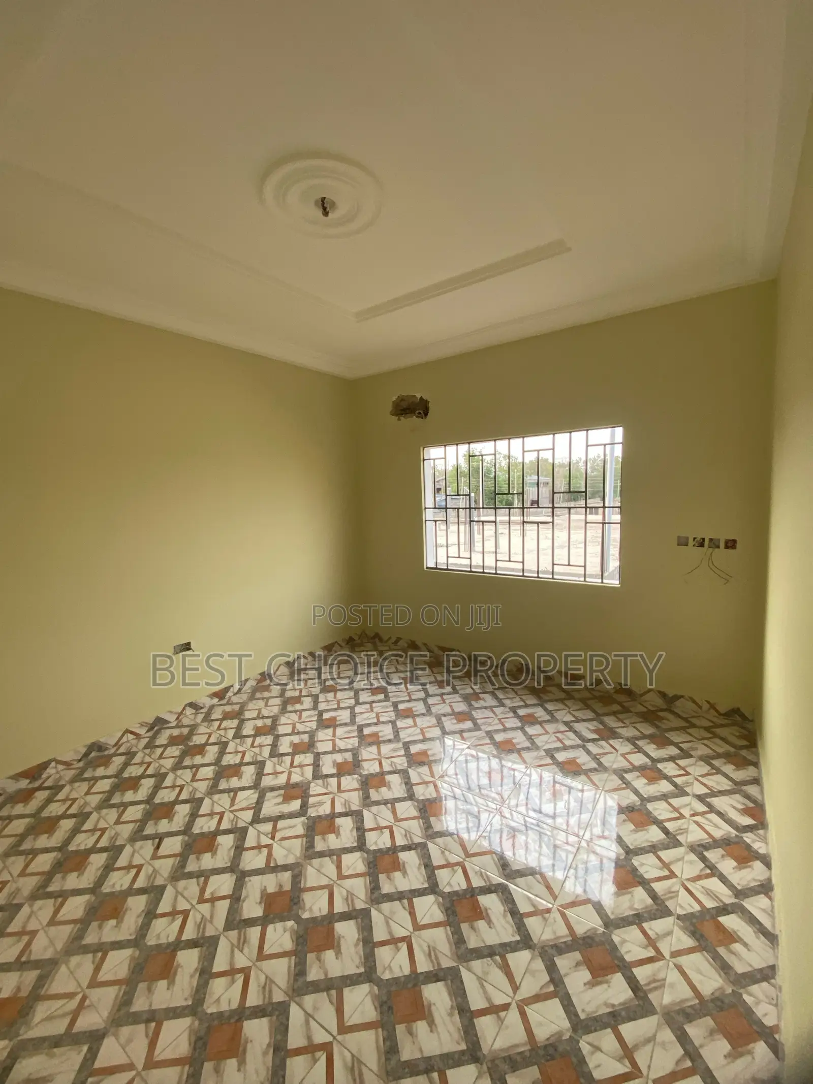 1bdrm Apartment in Adenta Commandos for rent