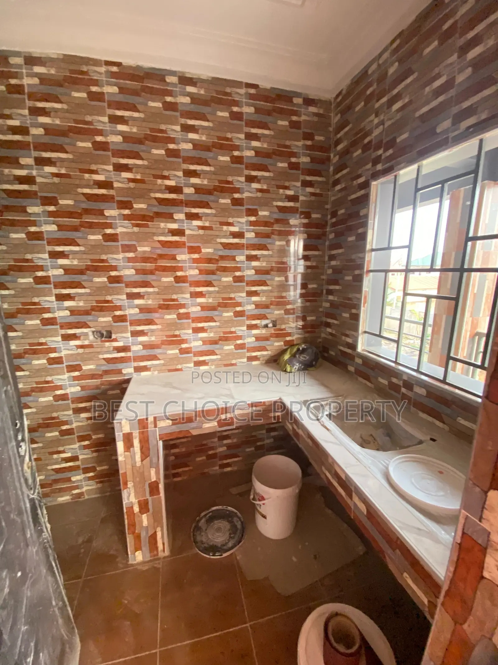 1bdrm Apartment in Adenta Commandos for rent