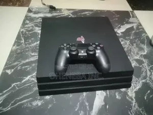 Ps4 Pro With Fc26 +Other Games + 2 Controller