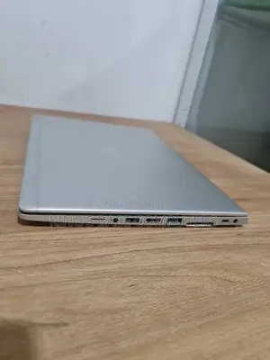 Laptop HP EliteBook 840 G5 8GB Intel Core I5 SSD 256GB