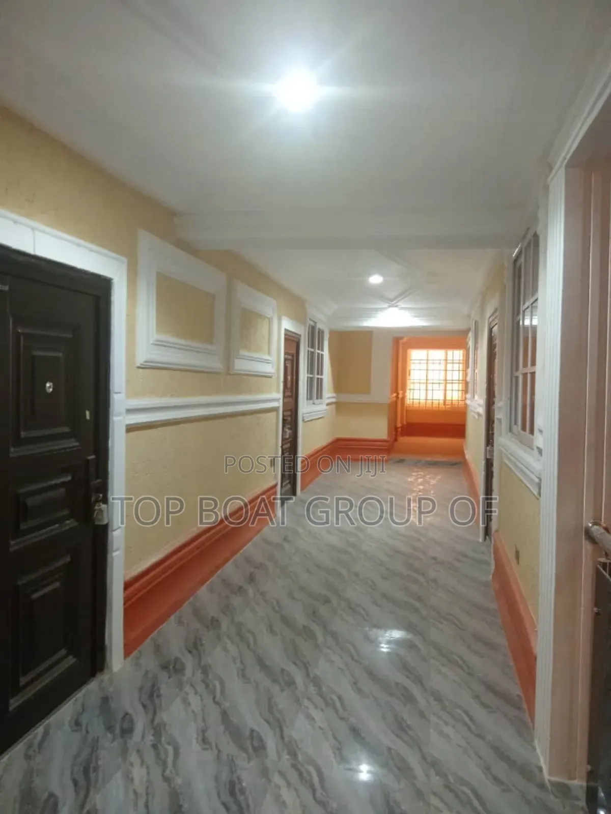 7bdrm House in Top-Boat Estate, Kumasi Metropolitan for sale