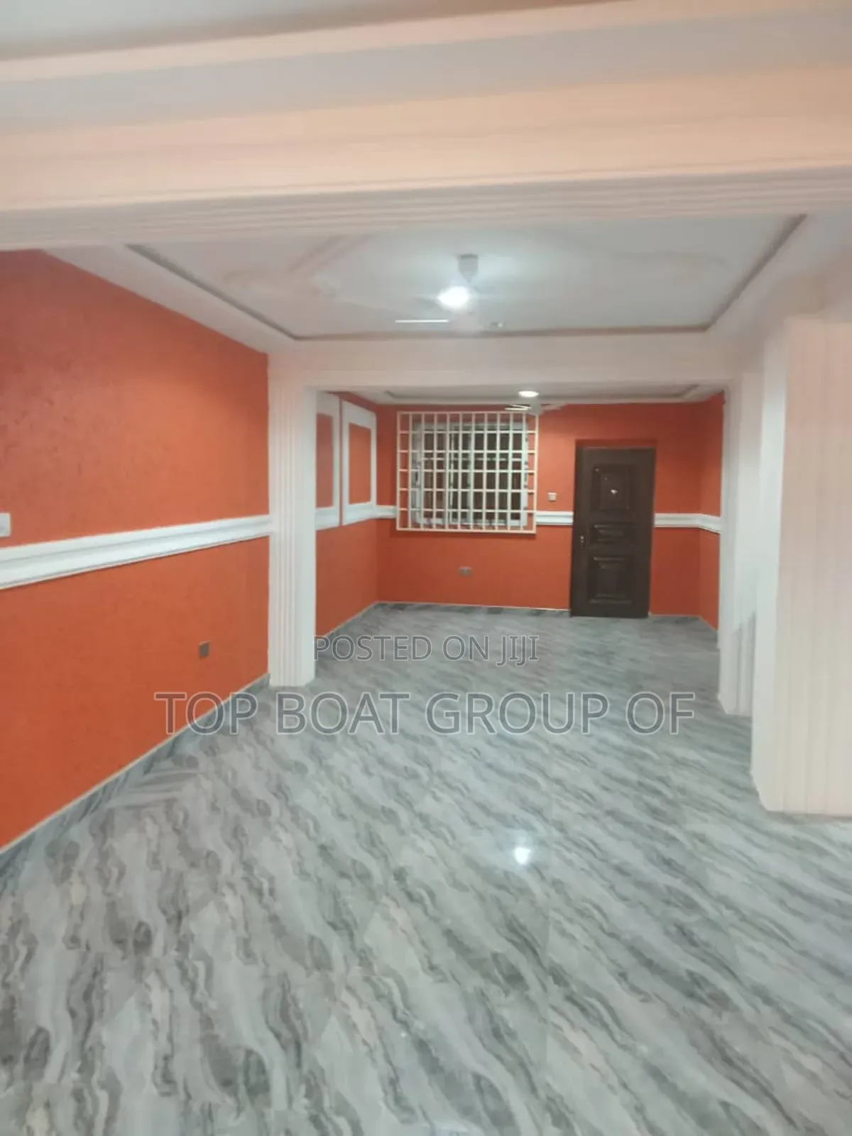 7bdrm House in Top-Boat Estate, Kumasi Metropolitan for sale