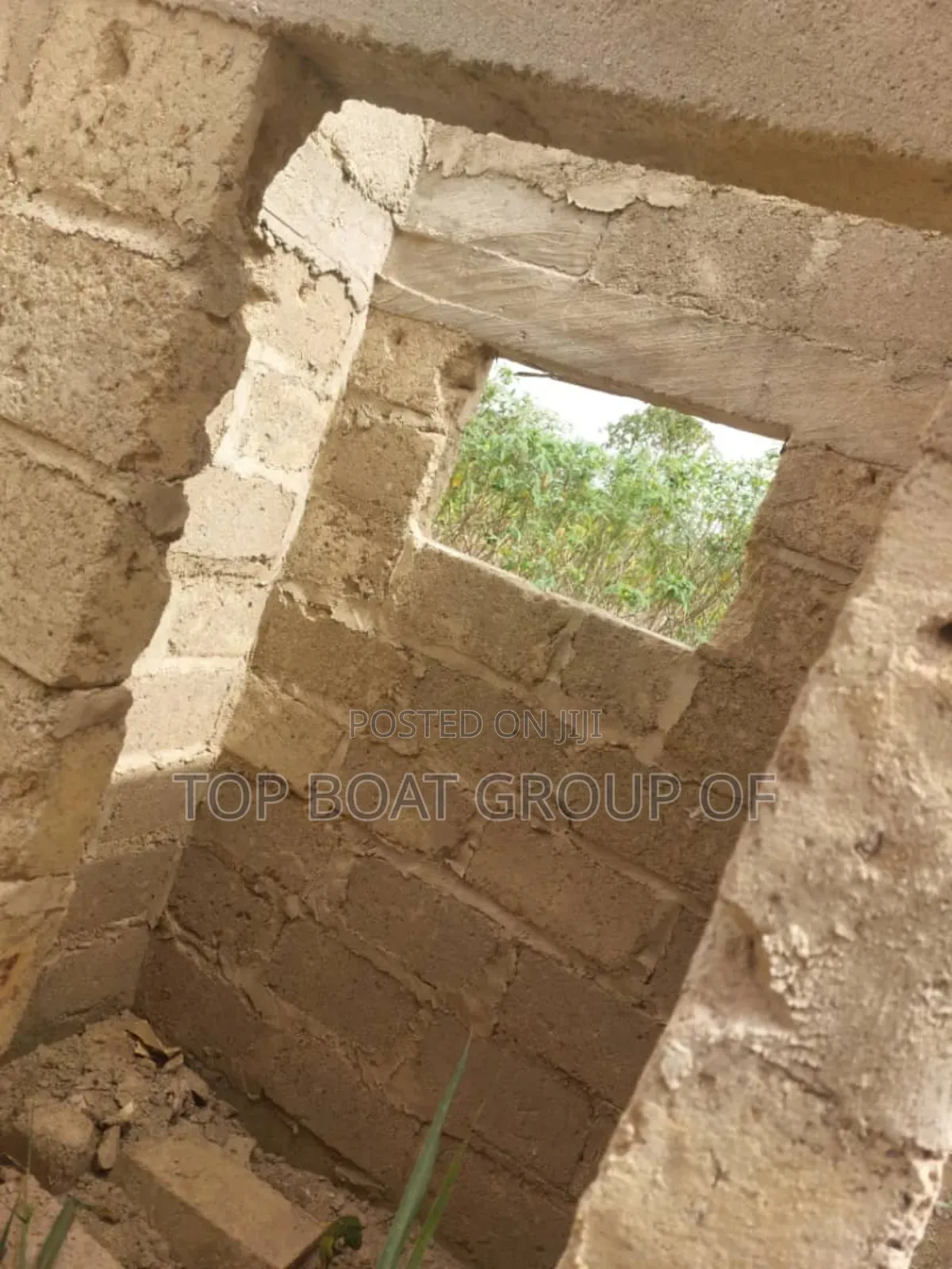 5bdrm House in Top-Boat Estate, Kumasi Metropolitan for sale