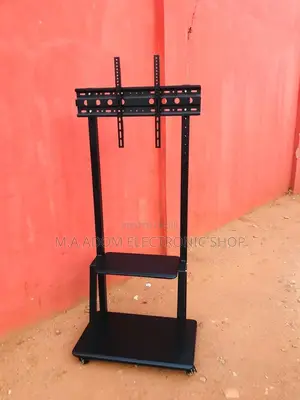 Roll Your Tv 32 to 70 Portable Stand