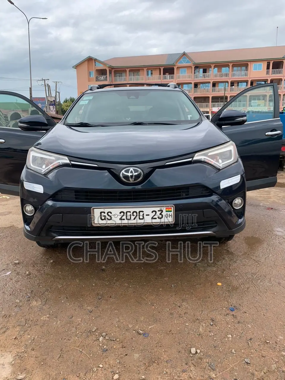 Neat Toyota Rav4 for Rent