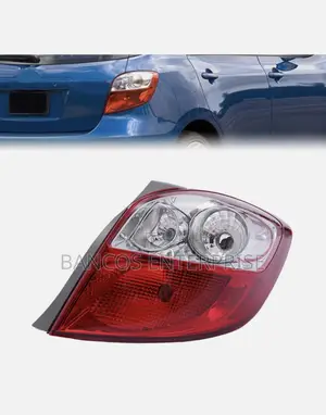 Toyota Matrix 2009-2014 Tail Light