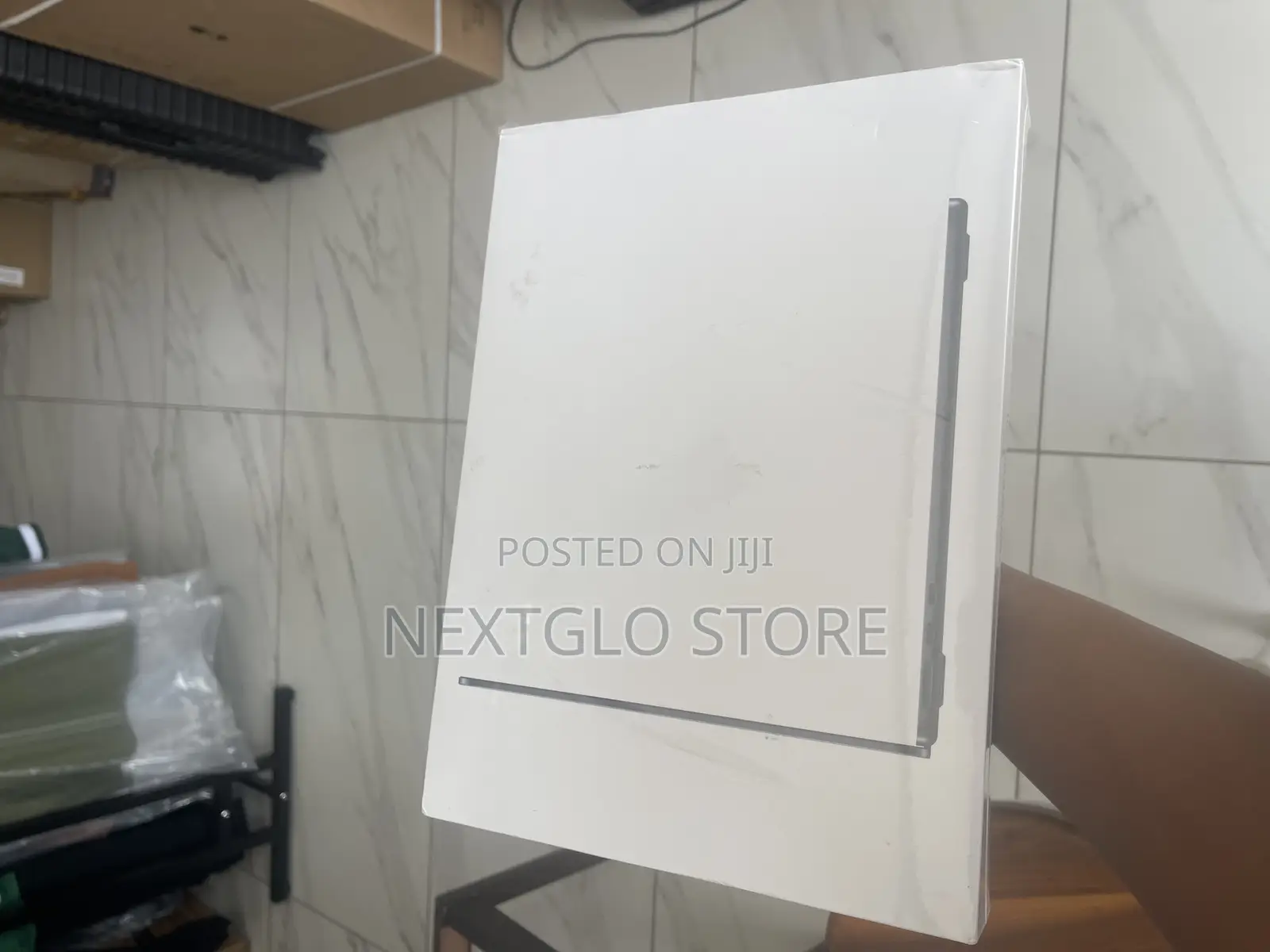New Laptop Apple MacBook Air 16GB Intel Core Ultra 5 SSD 512GB