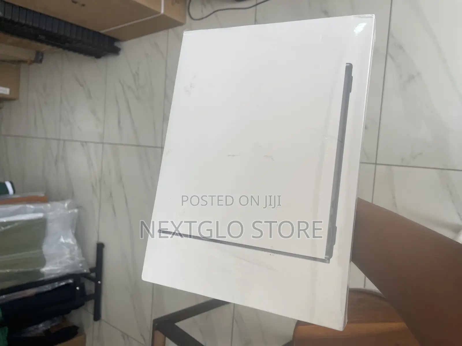 New Laptop Apple MacBook Air 16GB Intel Core Ultra 5 SSD 512GB