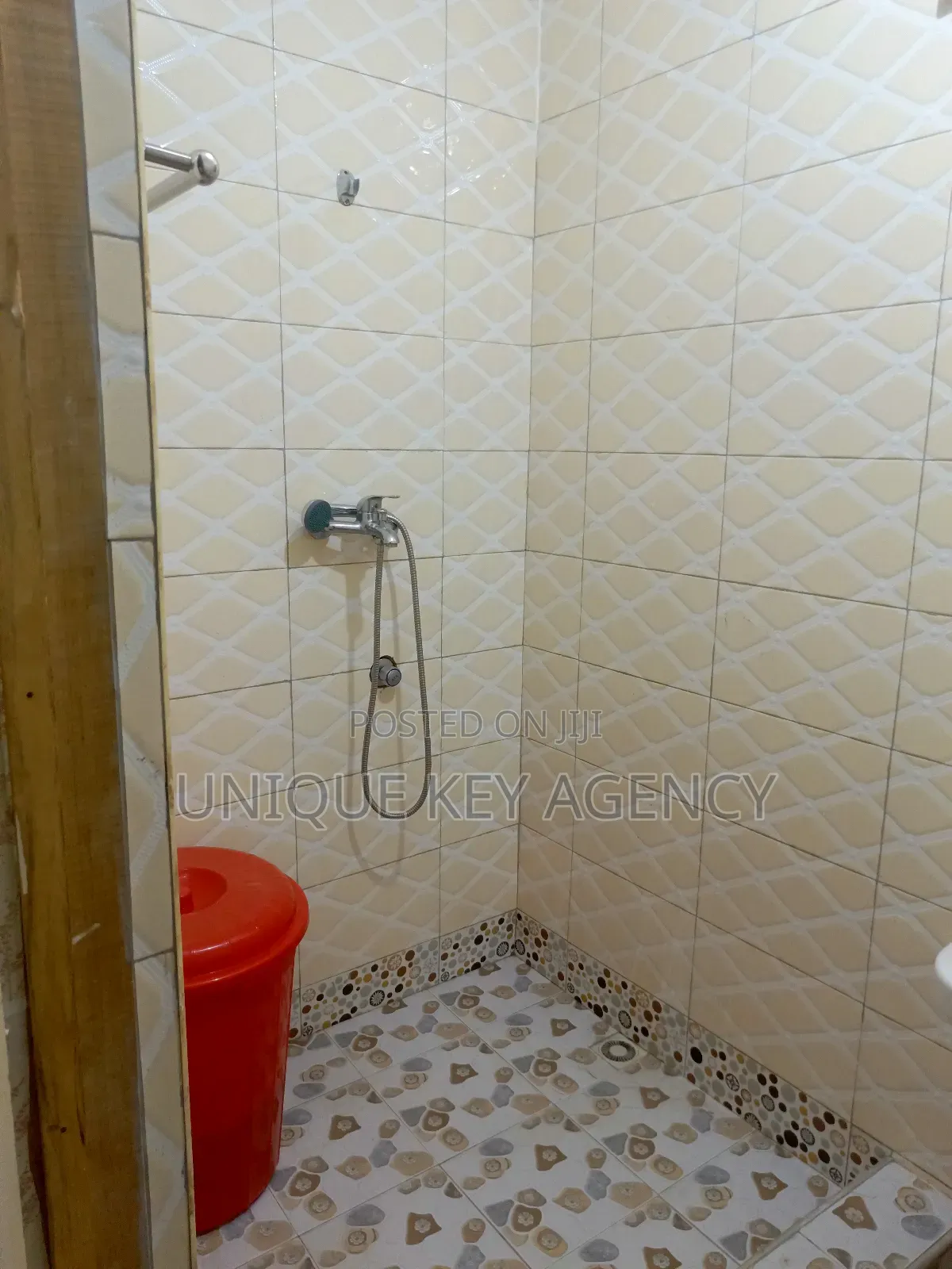 Furnished 1bdrm Apartment in Unique Key Agency, Adenta for rent