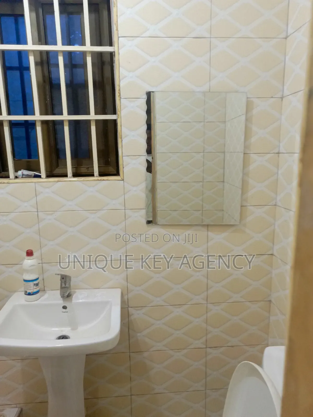 Furnished 1bdrm Apartment in Unique Key Agency, Adenta for rent